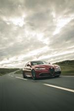 Alfa Romeo Giulia Quadrifoglio 2020 года (UK)